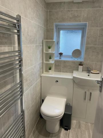 2 Bedroom Serviced Apartment London Bagian luar foto